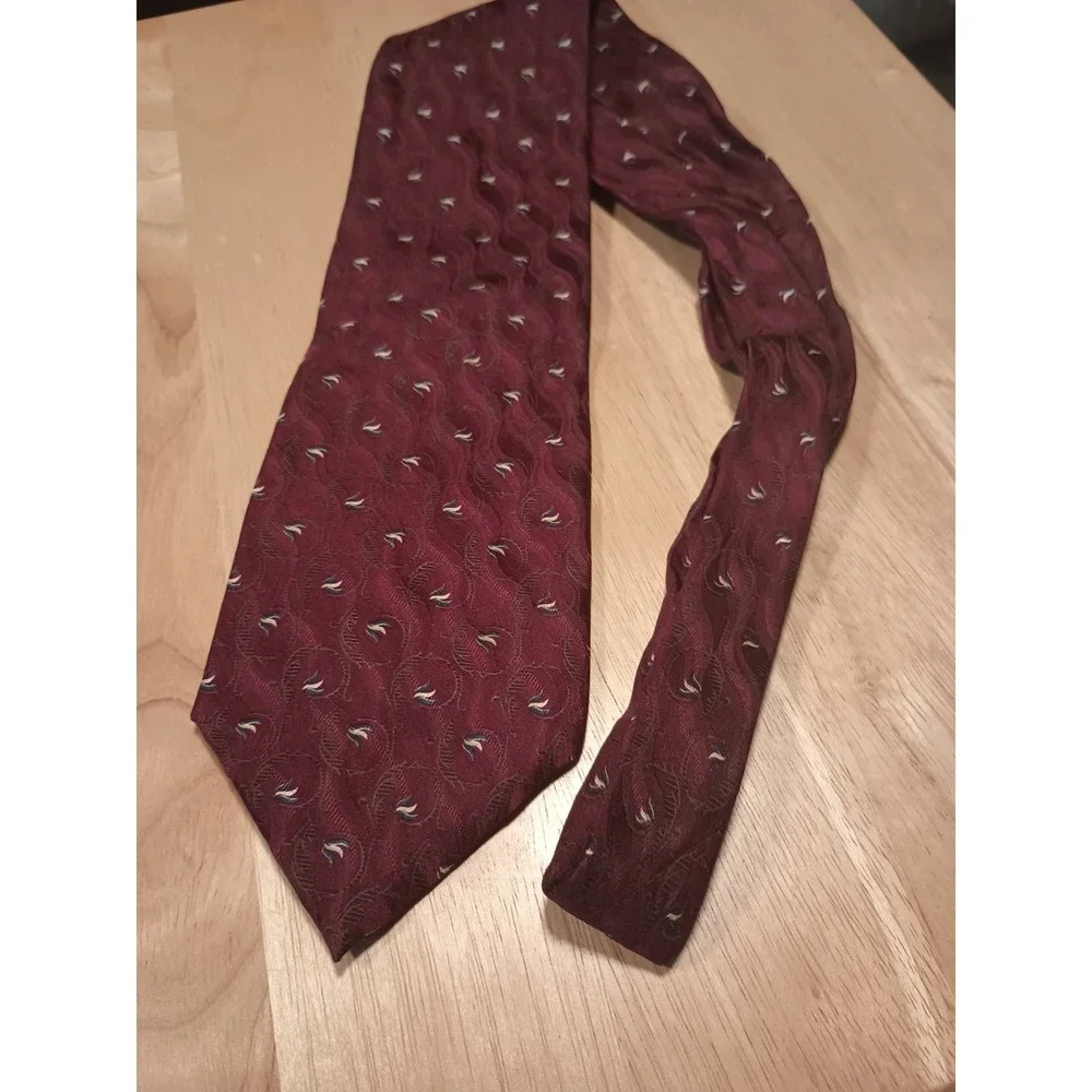 Bill Blass Black Label Mens‎ Necktie Tie Silk Red  57 x 4